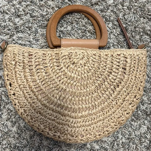 Sonoma Vacation! Raffia Hand Bag with Wooden Handle; GUC - Picture 7 of 7